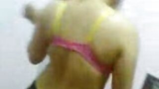 குறும்பு ஆண்களின் காதல் porn யோனியில் அவளுக்கு இரண்டு உறுப்பினர்கள் உள்ளனர்